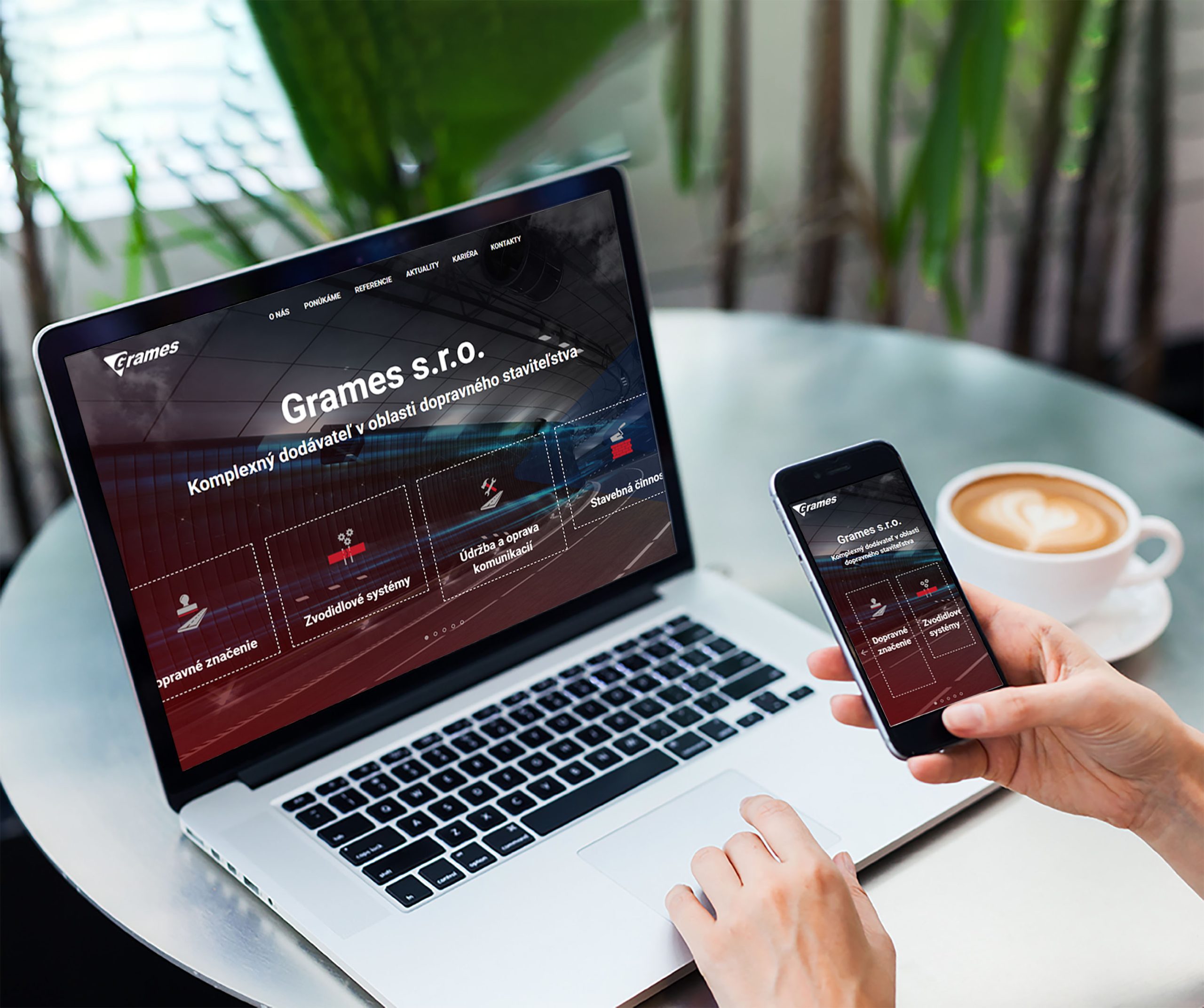 Laptop and Mobile Mockup Free PSD kopie